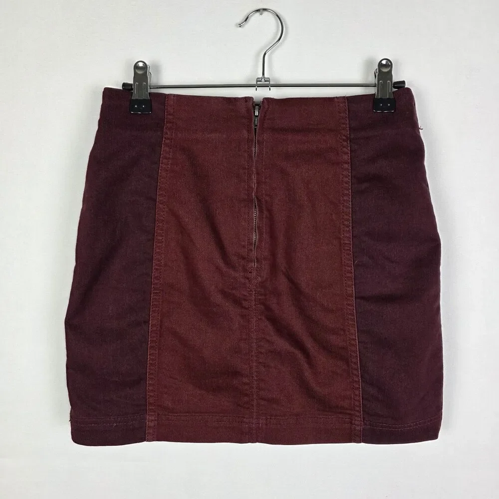 Free People Size 2 Two Toned Maroon Boho Twee Mini Skirt Holiday Festival Casual